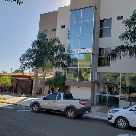 Oriente Hotel Campo Novo do Parecis Екстериор снимка