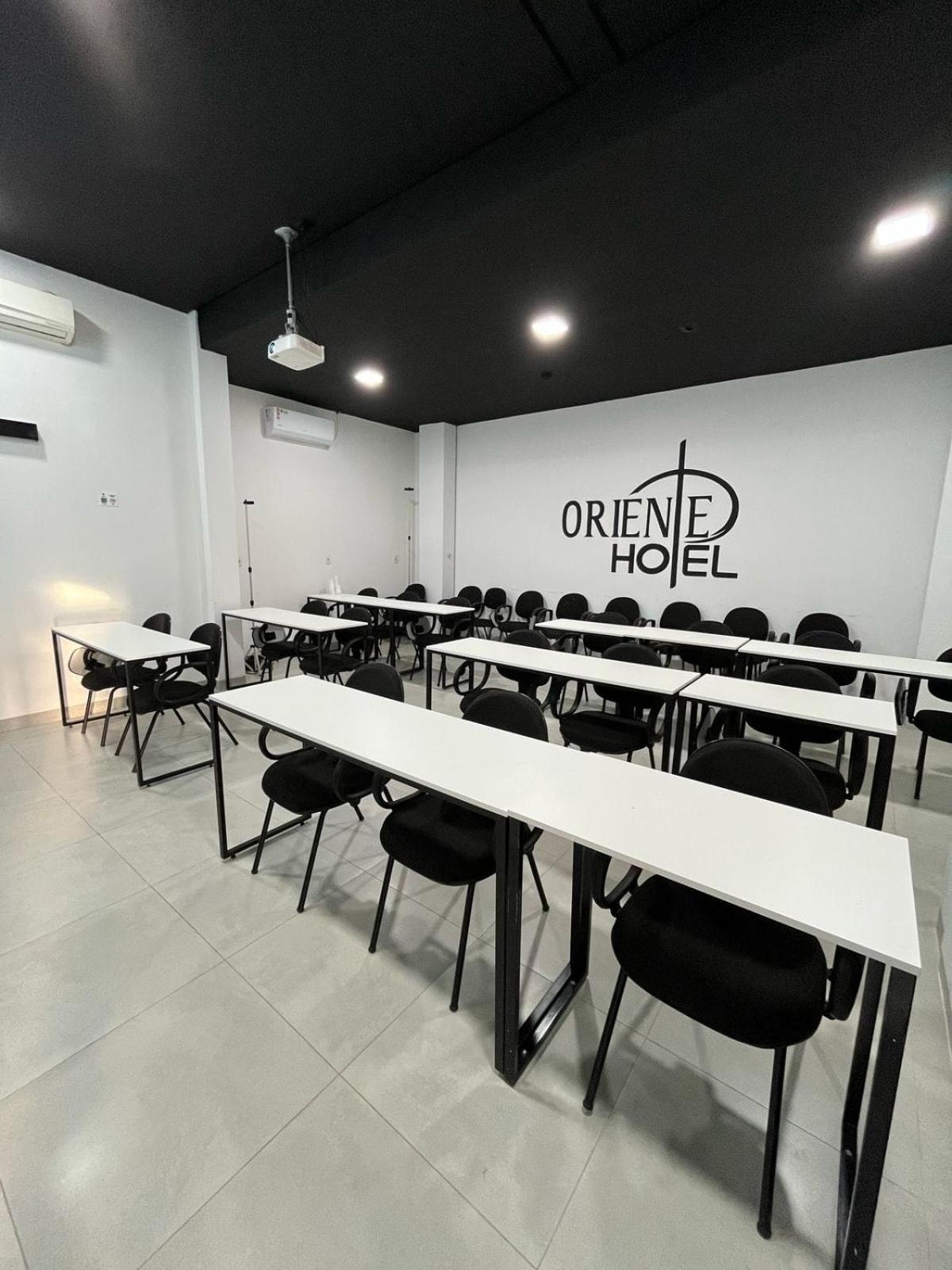 Oriente Hotel Campo Novo do Parecis Екстериор снимка