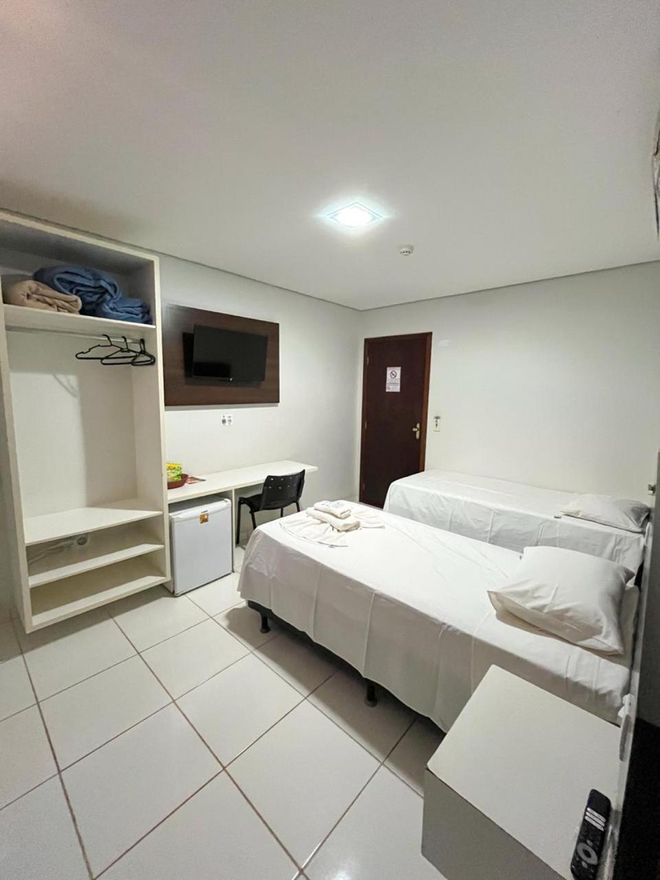Oriente Hotel Campo Novo do Parecis Екстериор снимка
