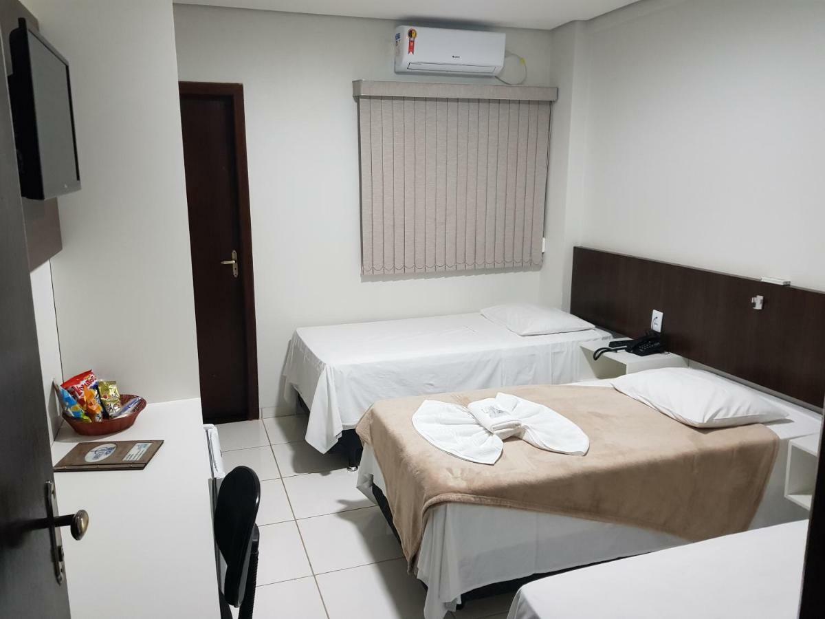 Oriente Hotel Campo Novo do Parecis Екстериор снимка