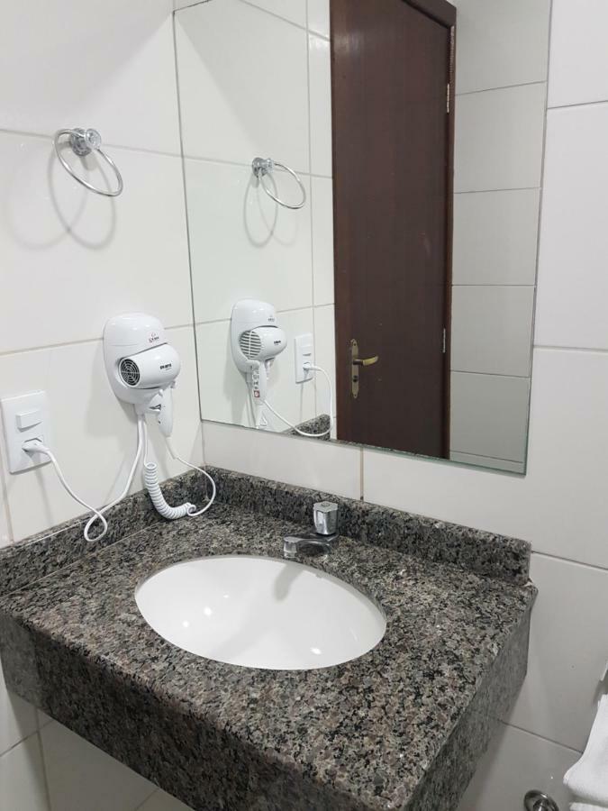 Oriente Hotel Campo Novo do Parecis Екстериор снимка
